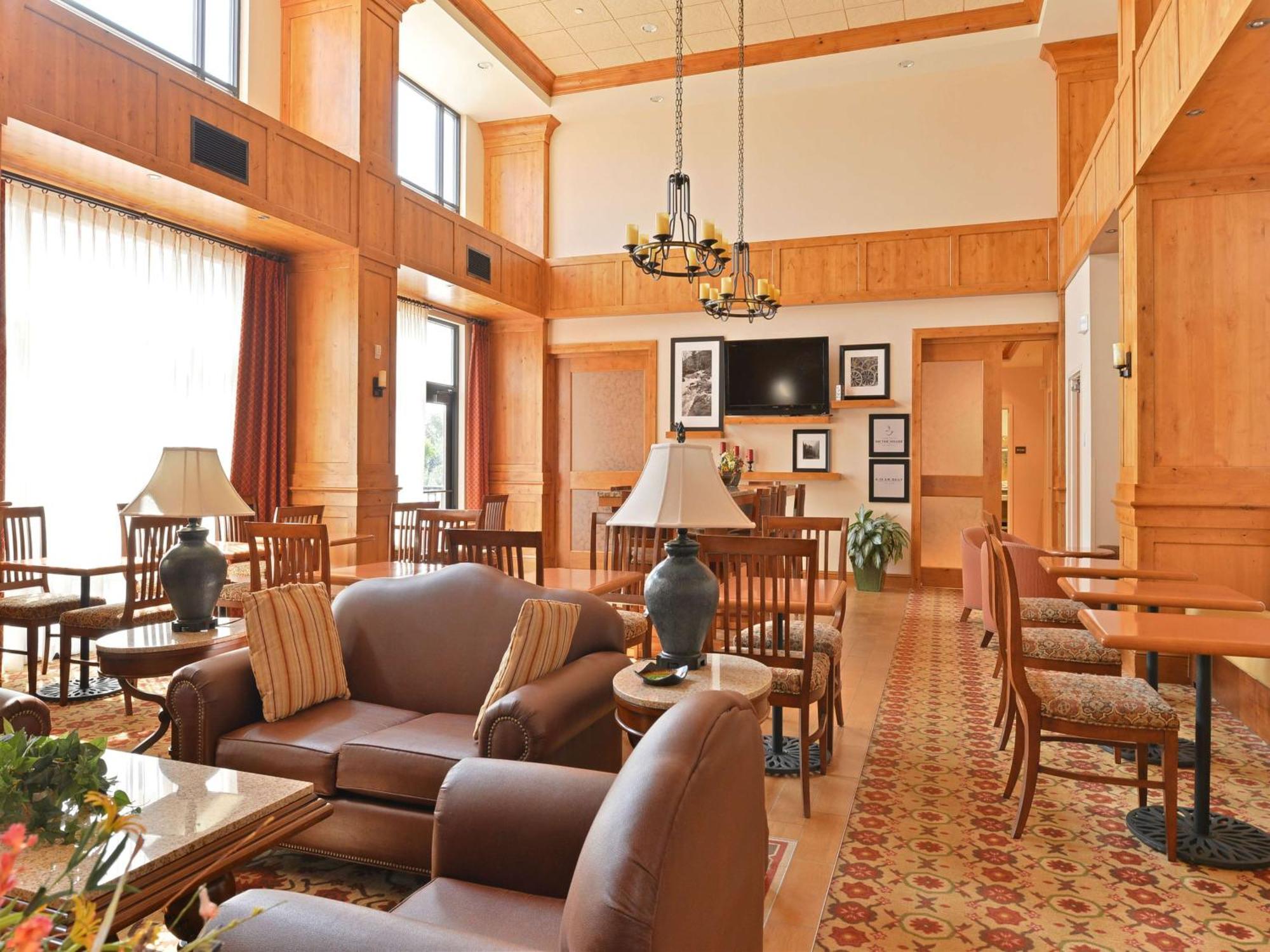 Hampton Inn&Suites Buffalo Extérieur photo