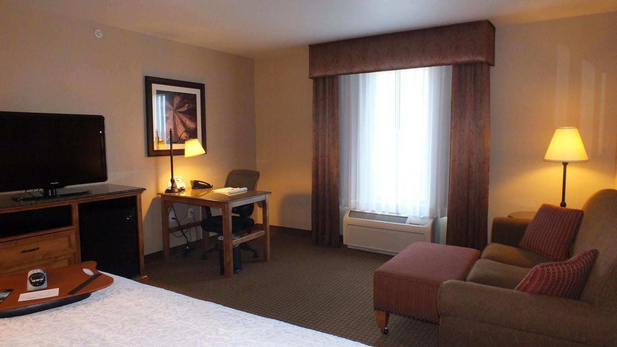 Hampton Inn&Suites Buffalo Extérieur photo